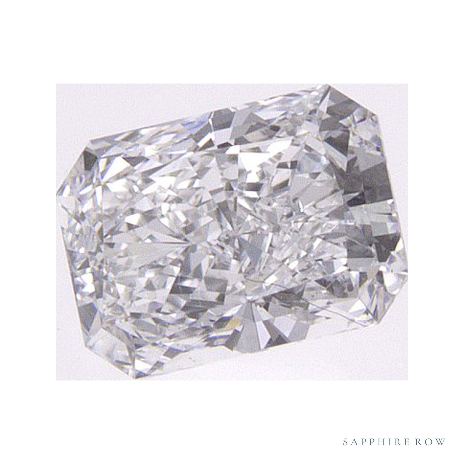 0.52 ct natural diamond, radiant cut | Sapphire Row · cut4