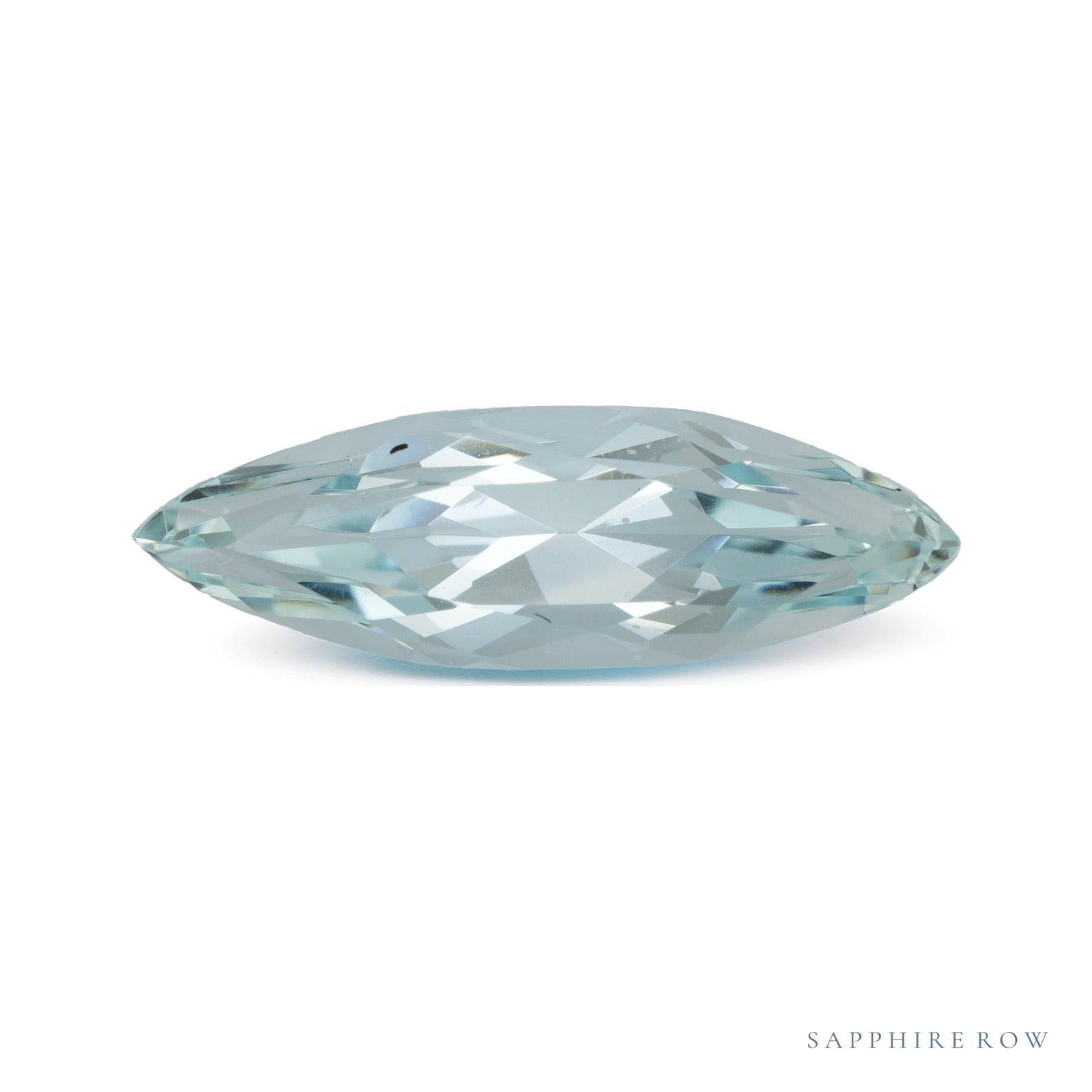 7.64 ct natural blue aquamarine from Mozambique, marquise cut | Sapphire Row · cut7