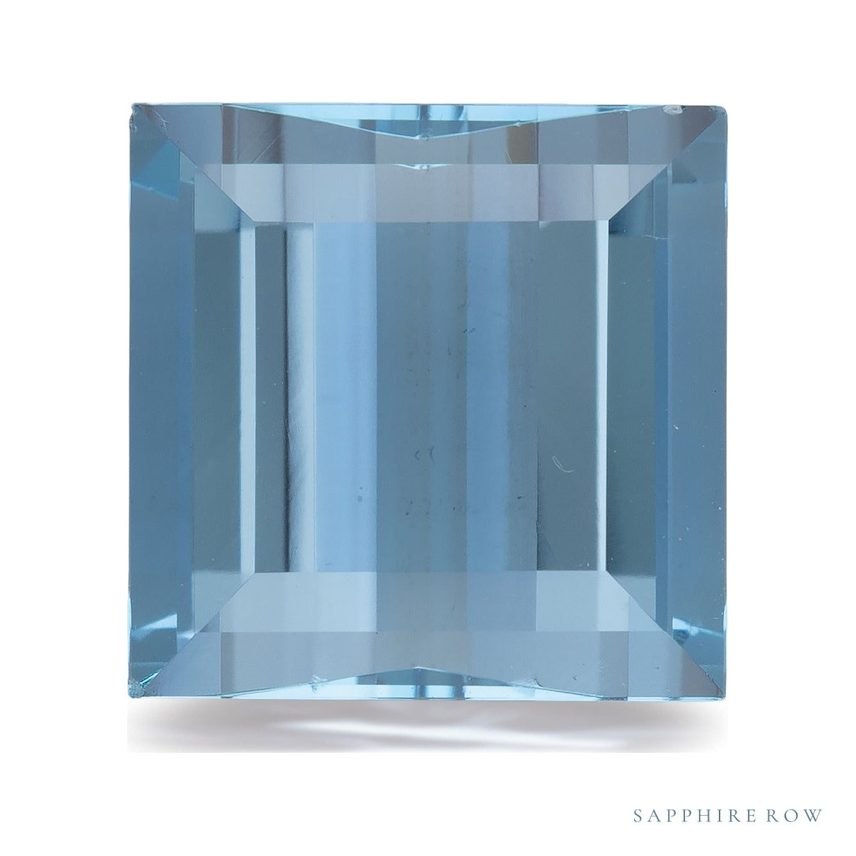 5.65 ct natural blue aquamarine from Mozambique, straight baguette cut | Sapphire Row · cut4 · cut5