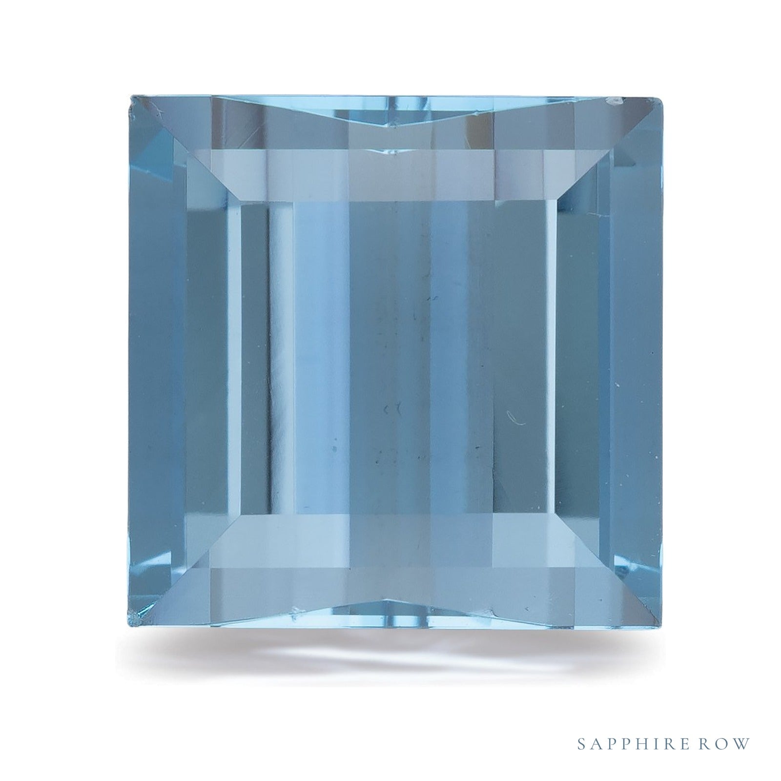 5.65 ct natural blue aquamarine from Mozambique, straight baguette cut | Sapphire Row · cut4