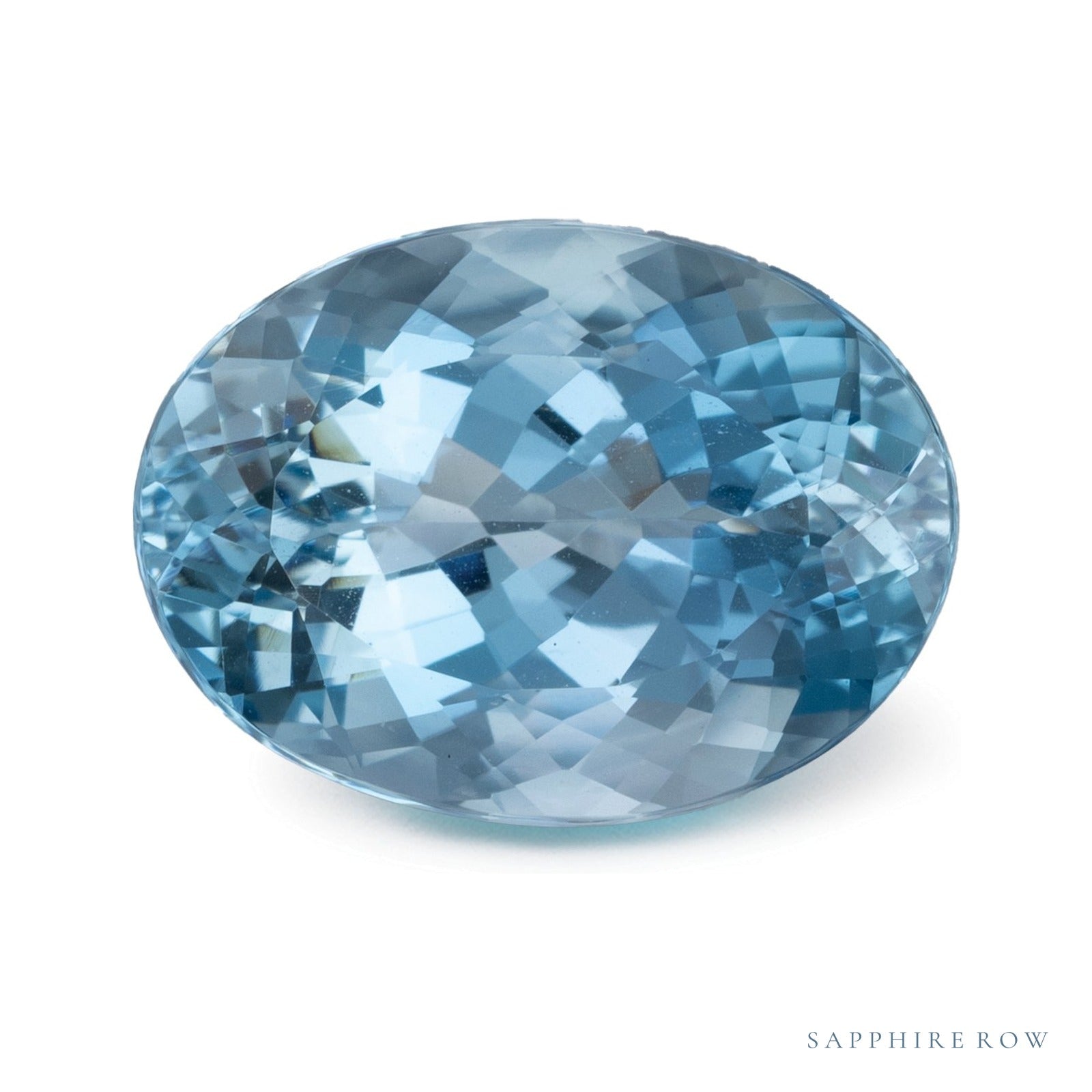 5.56 ct natural blue aquamarine from Madagascar, oval cut | Sapphire Row · cut4