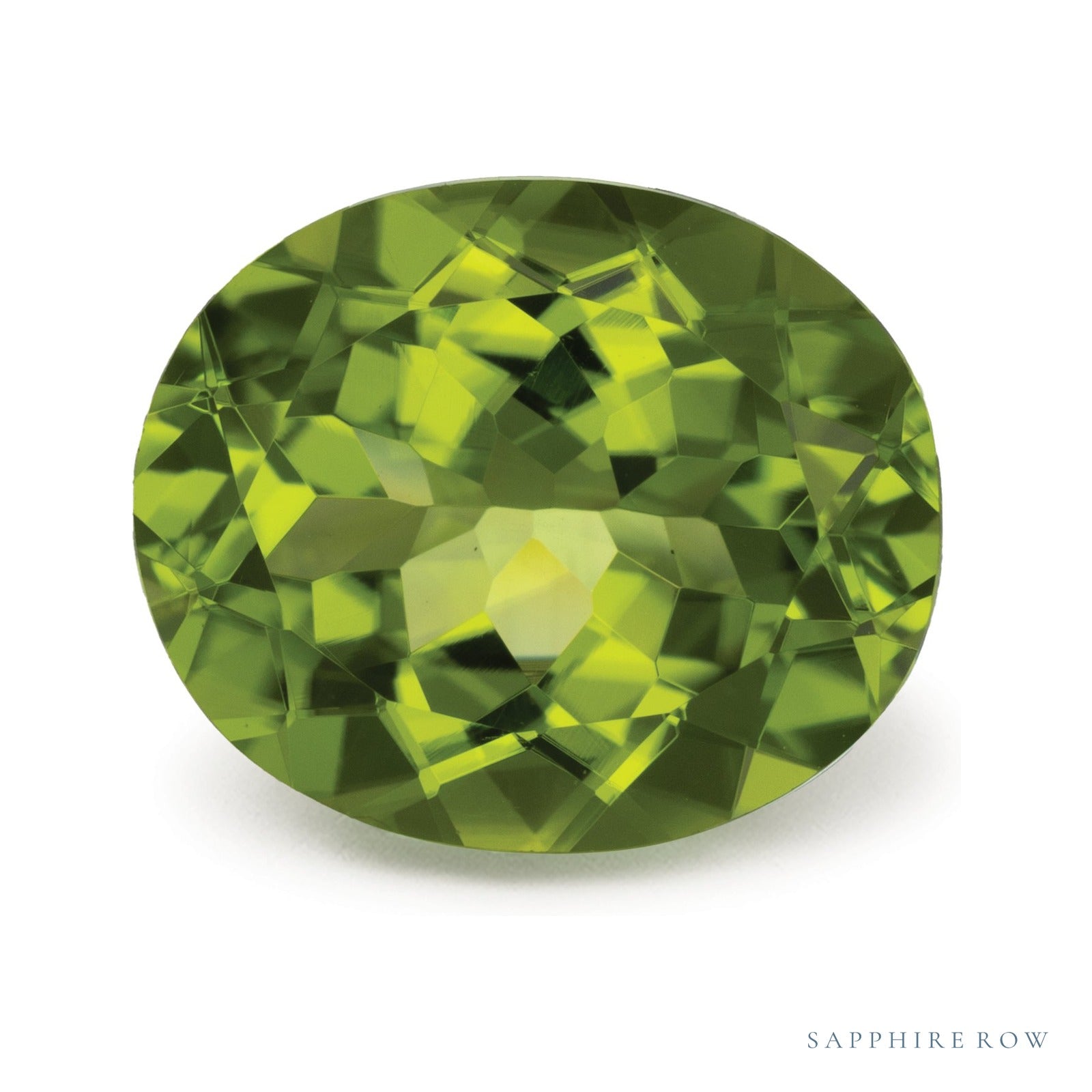5.26 ct natural green peridot from China, oval cut | Sapphire Row · cut4