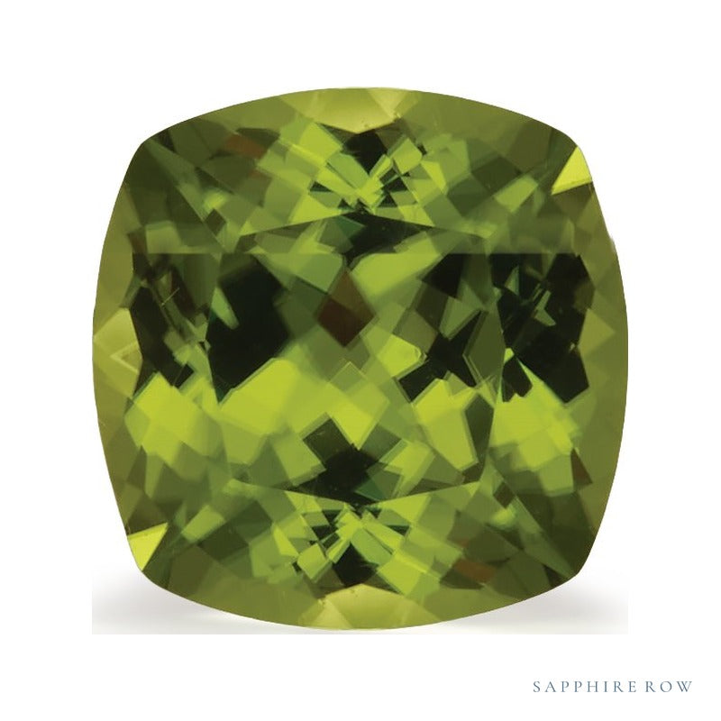 4.70 ct natural green peridot from Pakistan, cushion cut | Sapphire Row · cut7