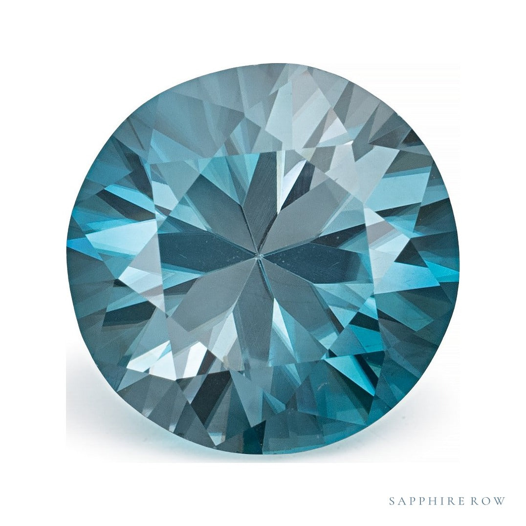 4.30 ct natural blue zircon from Cambodia, round cut | Sapphire Row · cut7