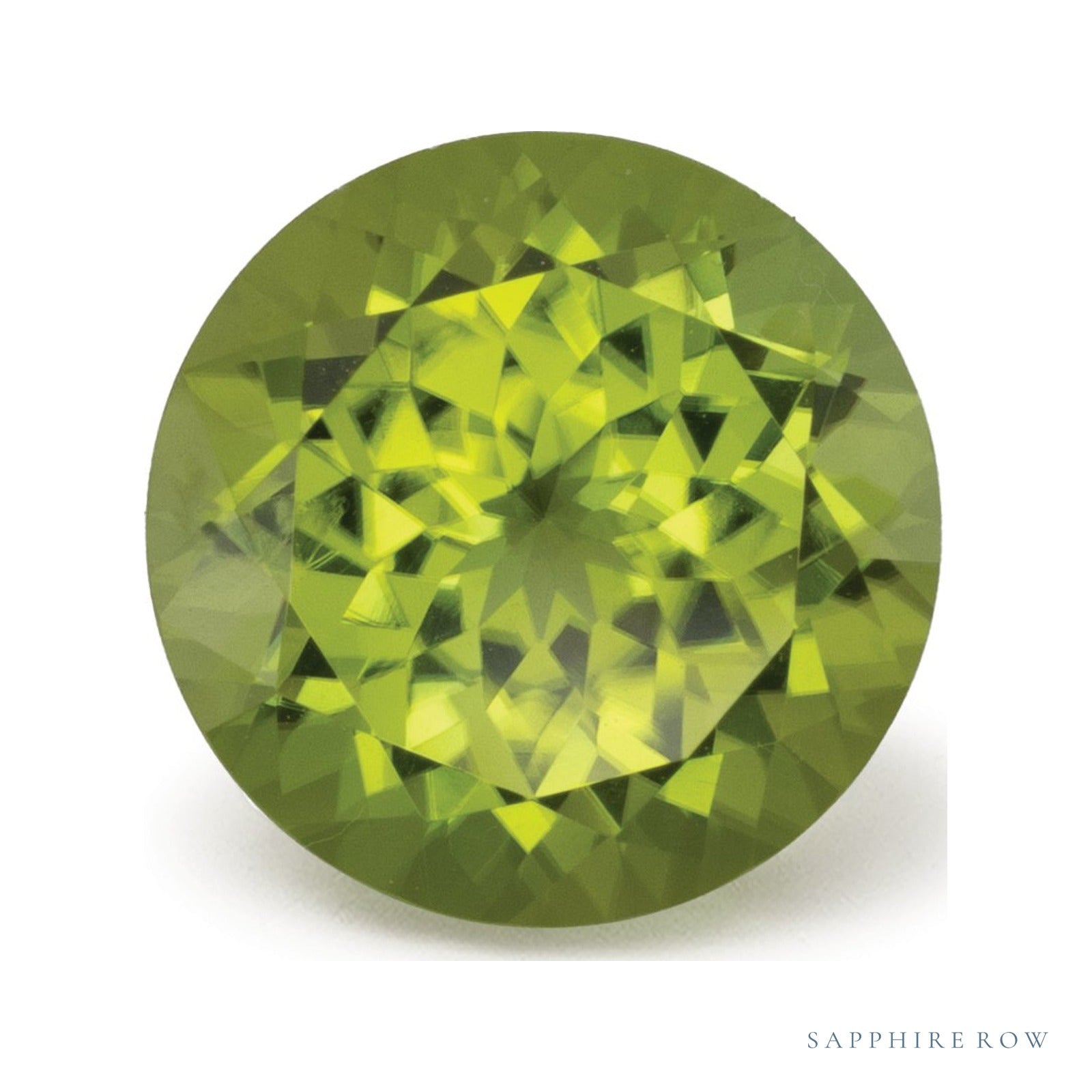 3.98 ct natural green peridot from Pakistan, round cut | Sapphire Row · cut4