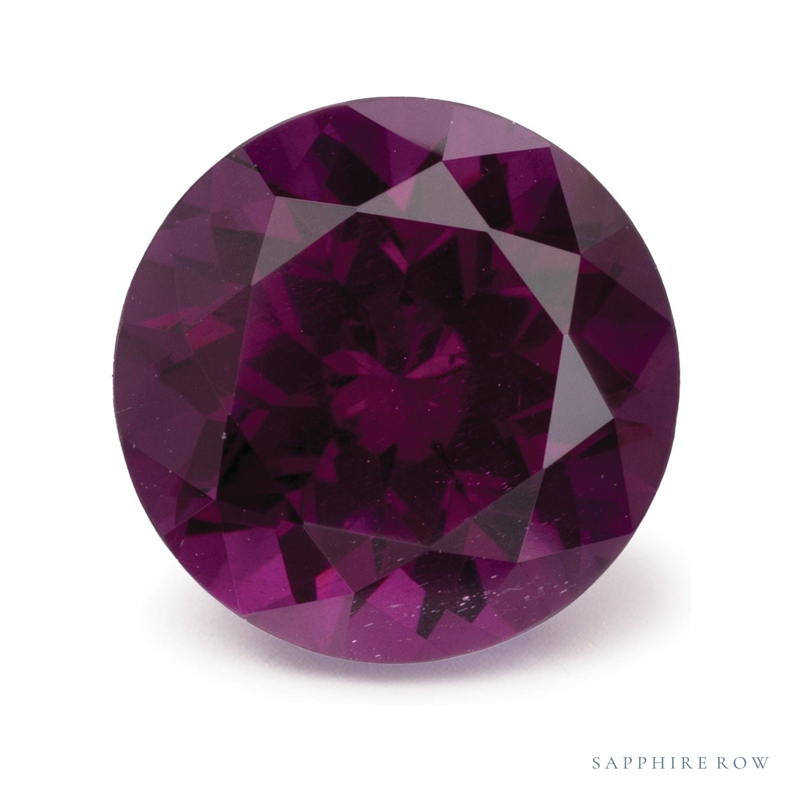 3.78 ct natural purple garnet from Mozambique, round cut | Sapphire Row · cut4