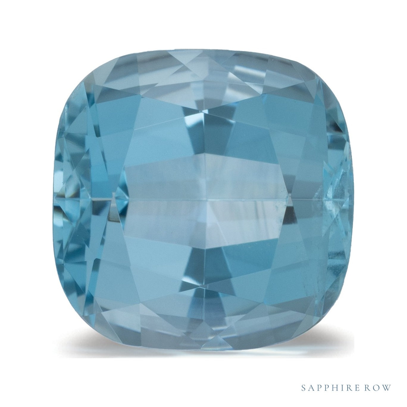 3.77 ct natural blue aquamarine from Mozambique, cushion cut | Sapphire Row · cut4 · cut5