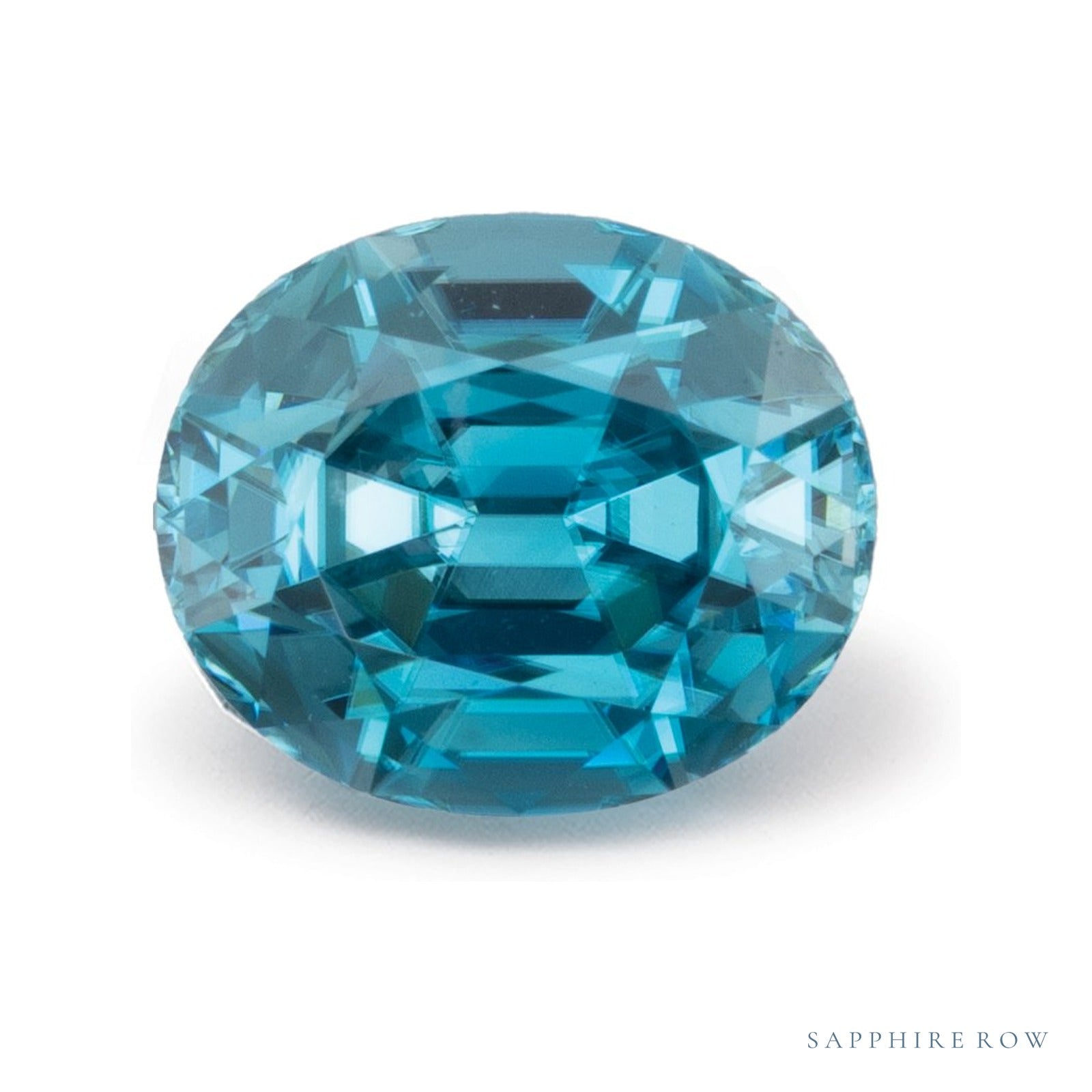 3.65 ct natural blue zircon from Cambodia, oval cut | Sapphire Row · cut4