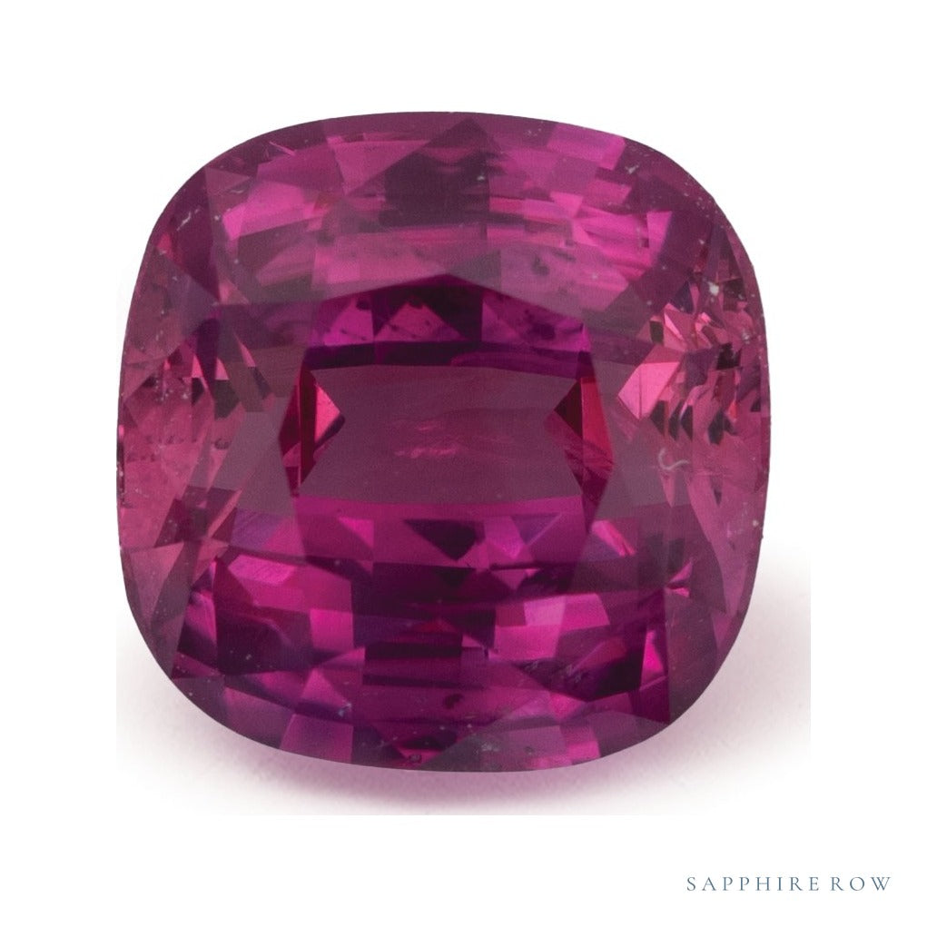 3.62 ct natural pink sapphire from Mozambique, cushion cut | Sapphire Row · cut6