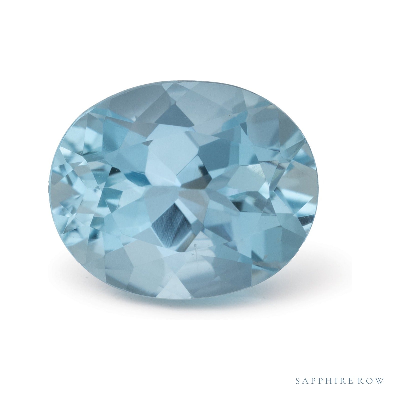 3.33 ct natural blue aquamarine from Mozambique, oval cut | Sapphire Row · cut4