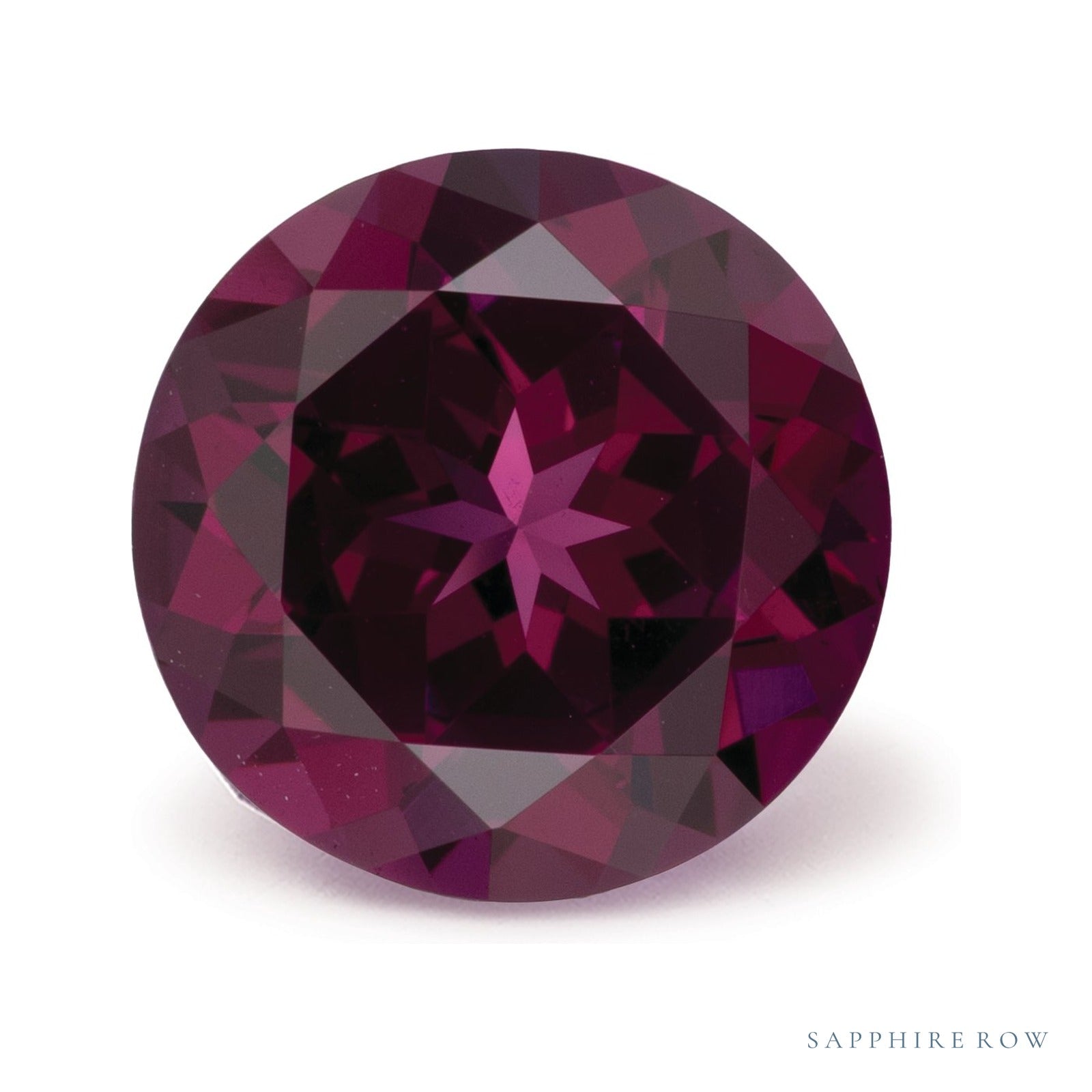 3.17 ct natural purple garnet from Mozambique, round cut | Sapphire Row · cut4