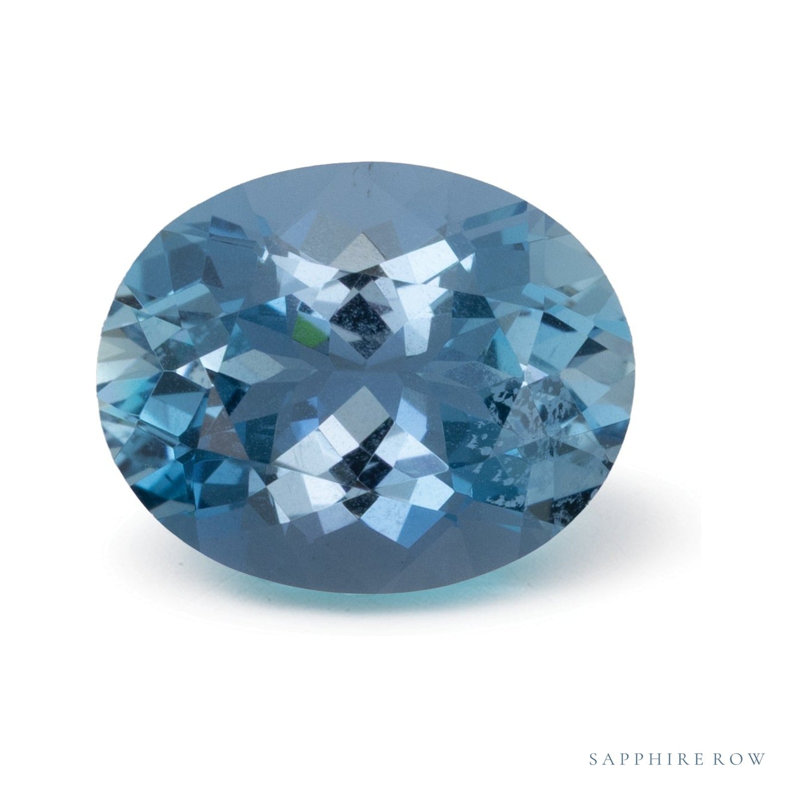 3.09 ct natural blue aquamarine from Mozambique, oval cut | Sapphire Row · cut4