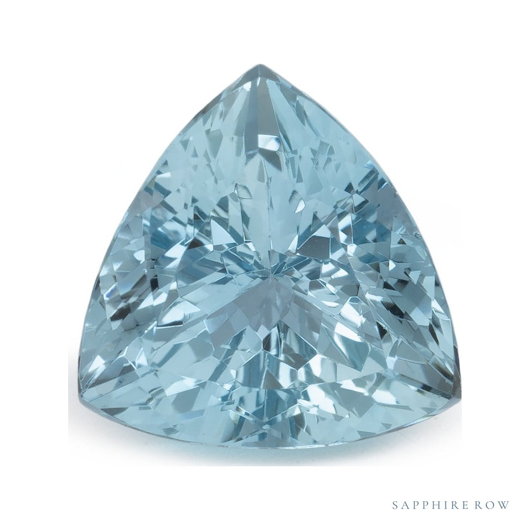 2.94 ct natural blue aquamarine from Brazil, trillion cut | Sapphire Row · cut7