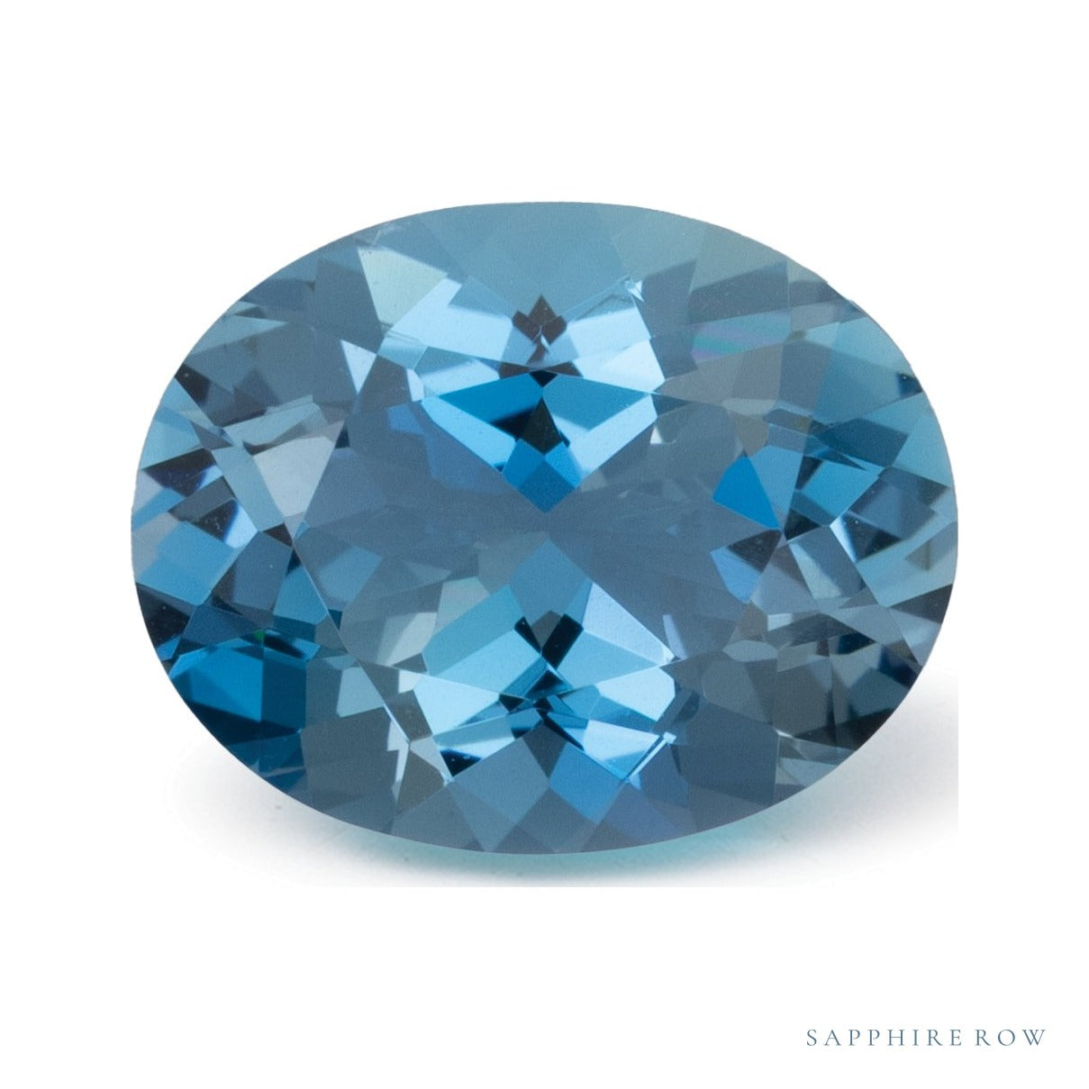 2.77 ct natural blue aquamarine from Mozambique, oval cut | Sapphire Row · cut4 · cut5