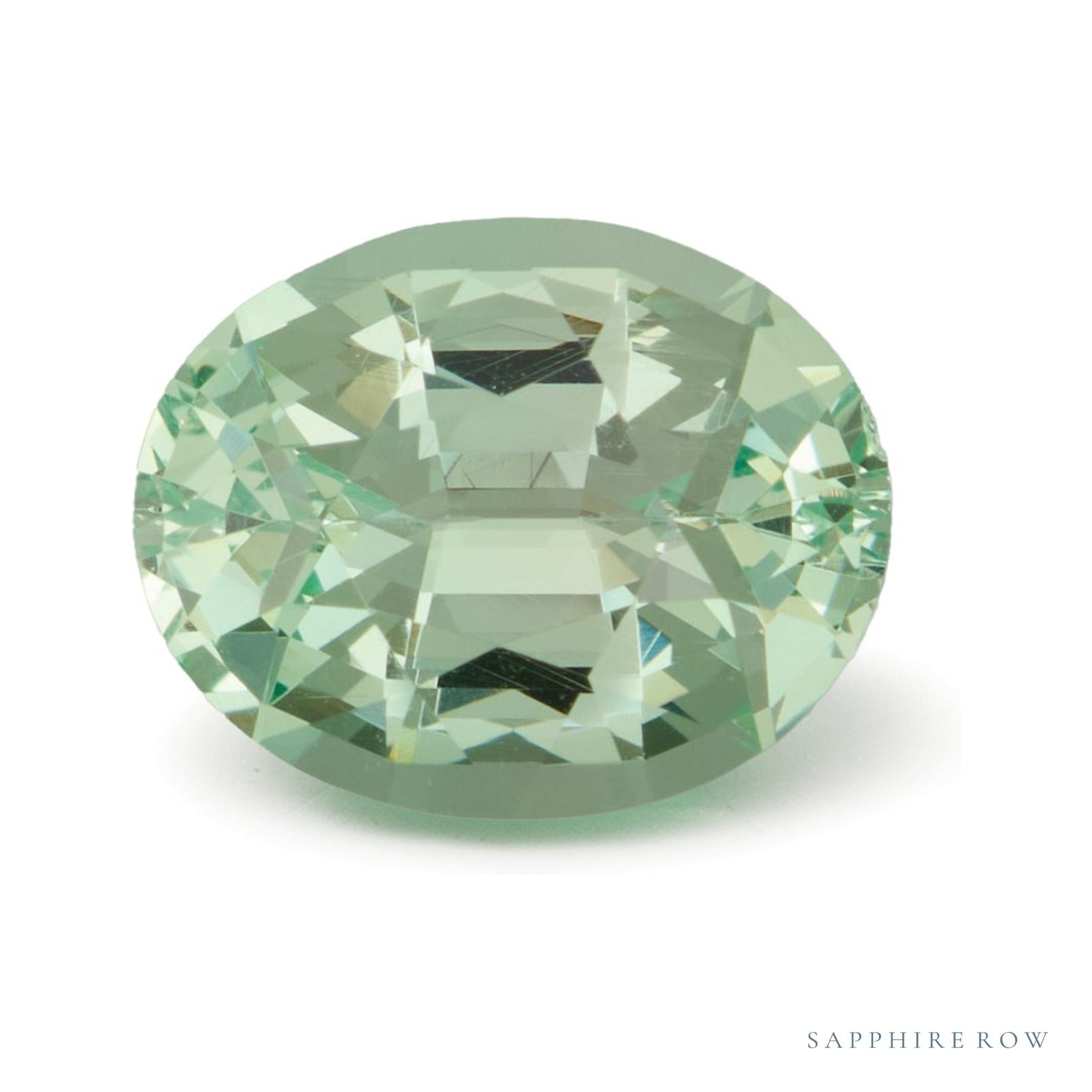 2.74 ct natural mint garnet from Tanzania, oval cut | Sapphire Row · cut4