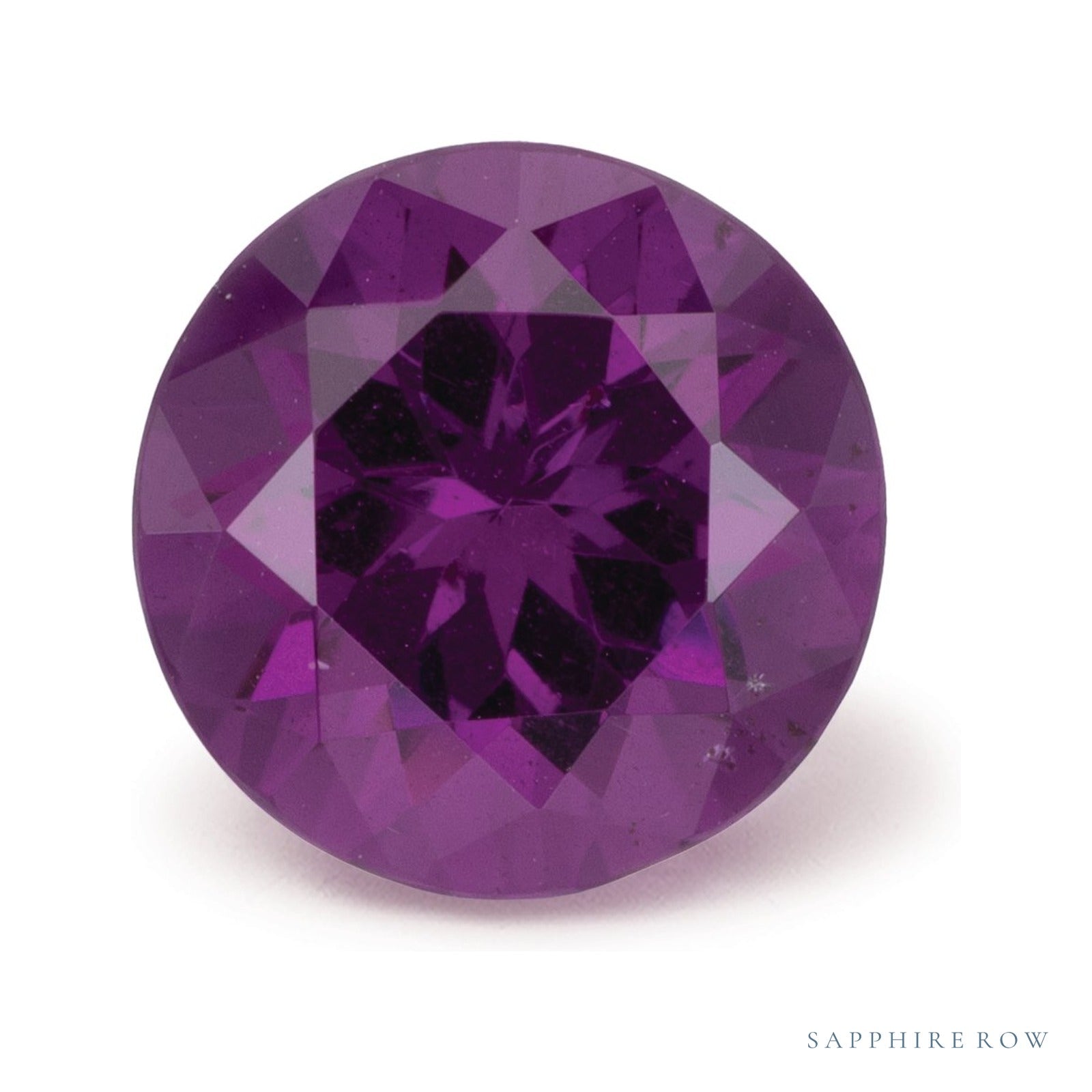 2.16 ct natural purple garnet from Mozambique, round cut | Sapphire Row · cut4