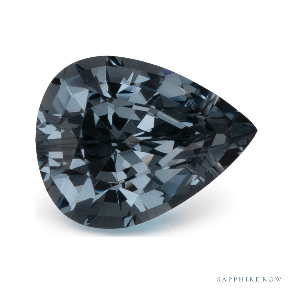 2.15 ct natural green spinel from Mozambique, pear cut | Sapphire Row · cut7