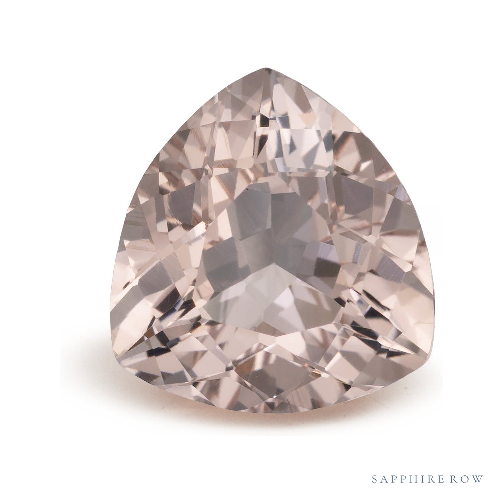 1.93 ct natural peach morganite from Mozambique, trillion cut | Sapphire Row · cut4