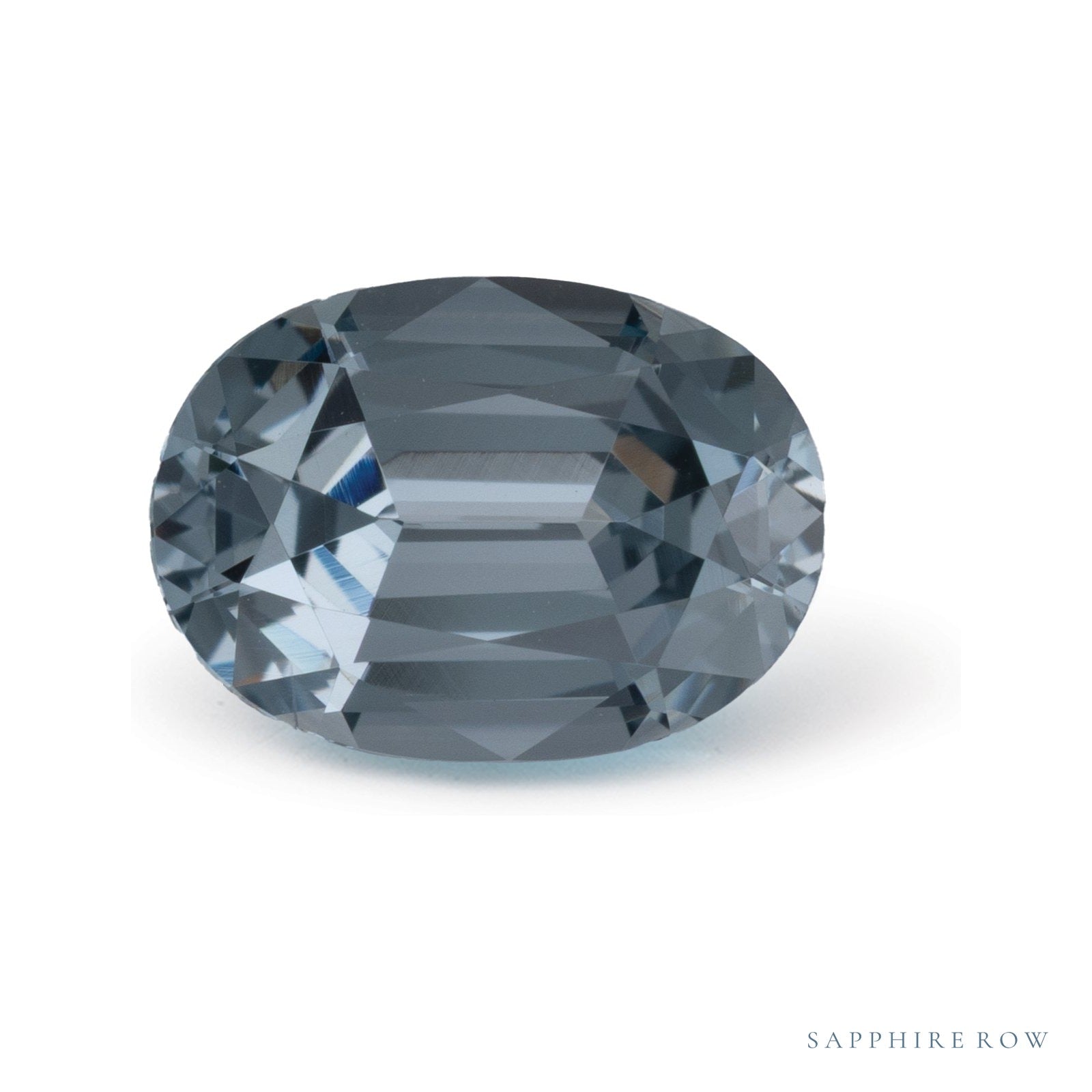 1.79 ct natural green spinel from Mozambique, oval cut | Sapphire Row · cut4