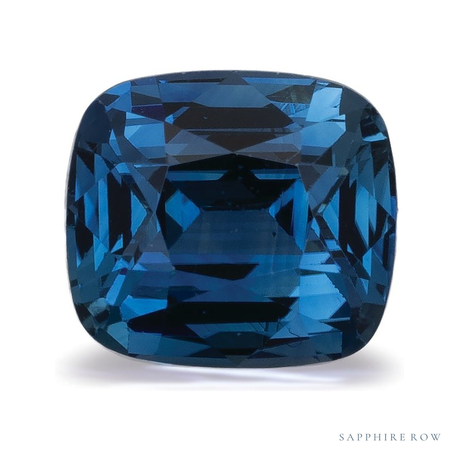 1.72 ct natural blue sapphire from Mozambique, antique cushion cut | Sapphire Row · cut4