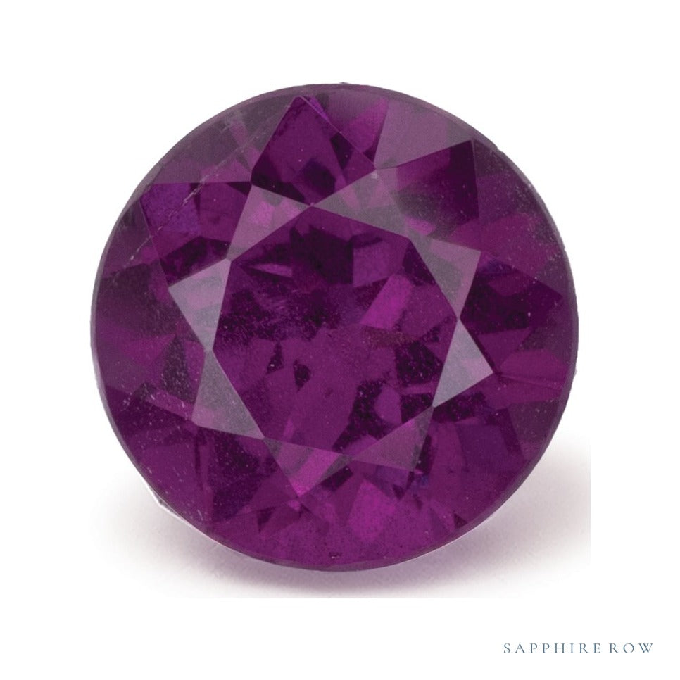 1.36 ct natural purple garnet from Mozambique, round cut | Sapphire Row · cut7
