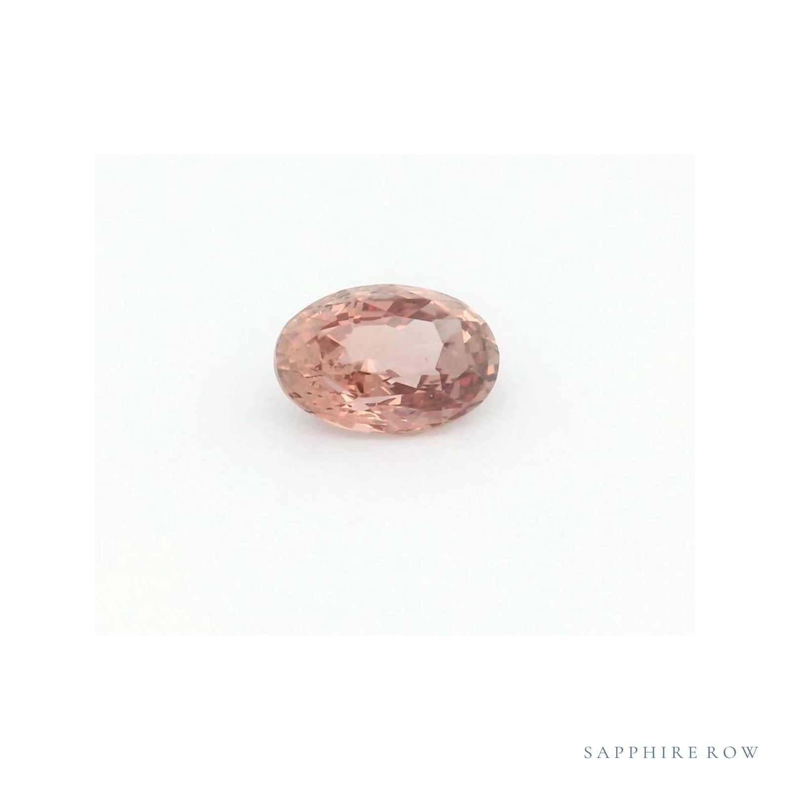 1.35 ct natural padparadscha sapphire from Sri Lanka, oval cut | Sapphire Row · cut4