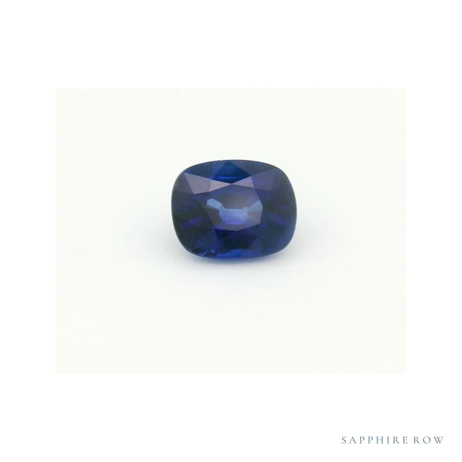 1.30 ct natural blue sapphire from Sri Lanka, cushion cut | Sapphire Row · cut4