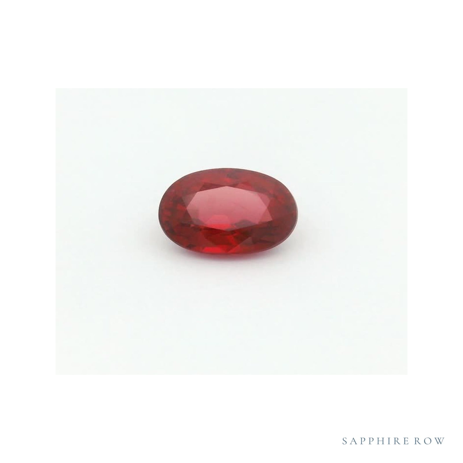 1.21 ct natural red ruby from Mozambique, oval cut | Sapphire Row · cut4