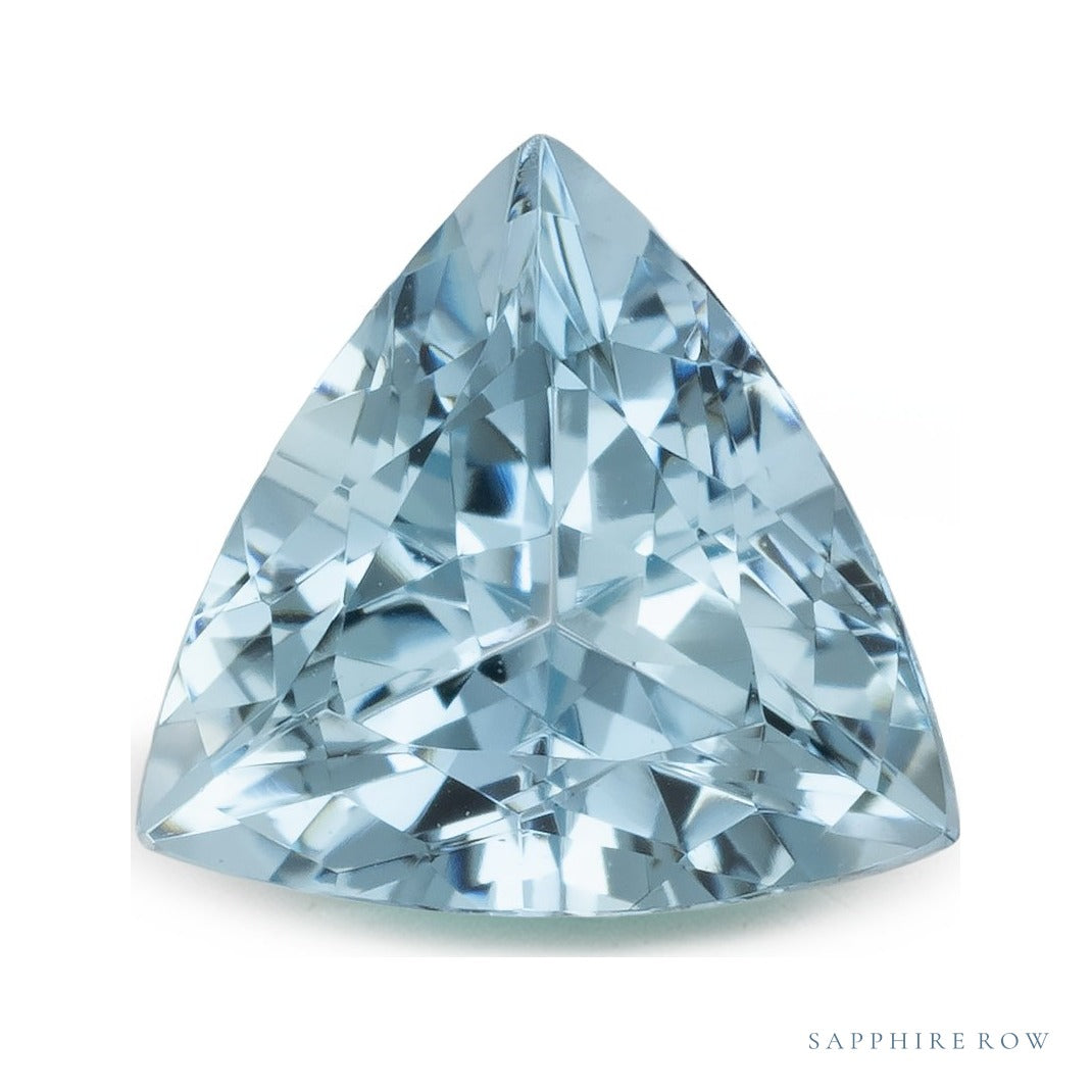 1.04 ct natural blue aquamarine from Brazil, trillion cut | Sapphire Row · cut4 · cut5