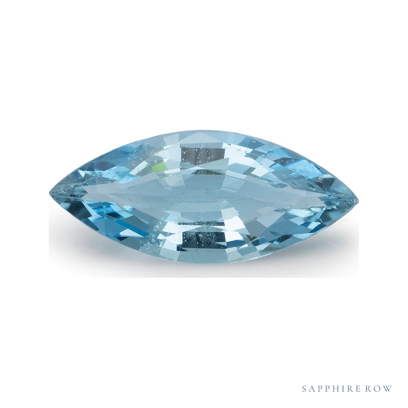 1.03 ct natural blue aquamarine from Mozambique, marquise cut | Sapphire Row · cut4 · cut5