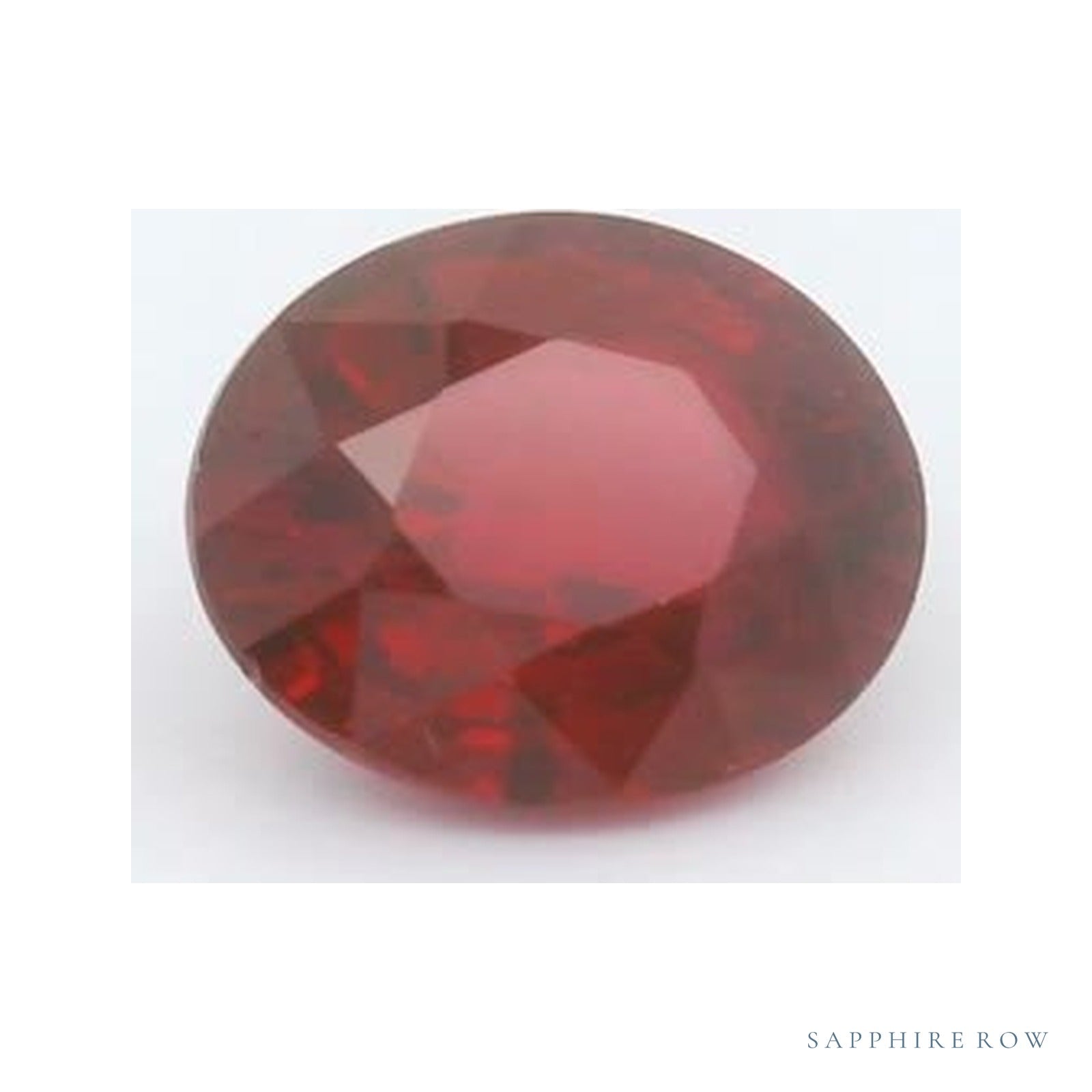 0.90 ct natural red ruby from Mozambique, round cut | Sapphire Row · cut4