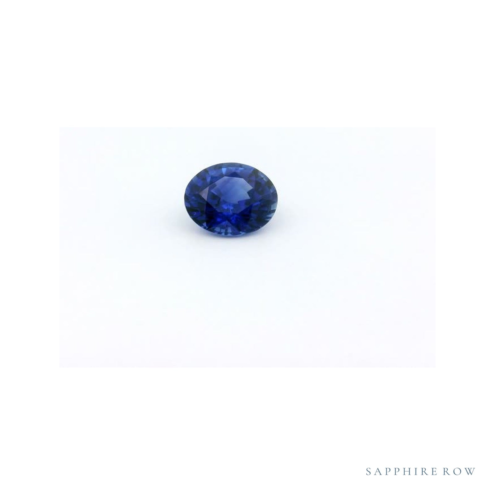 0.79 ct natural blue sapphire from Thailand, round cut | Sapphire Row · cut4