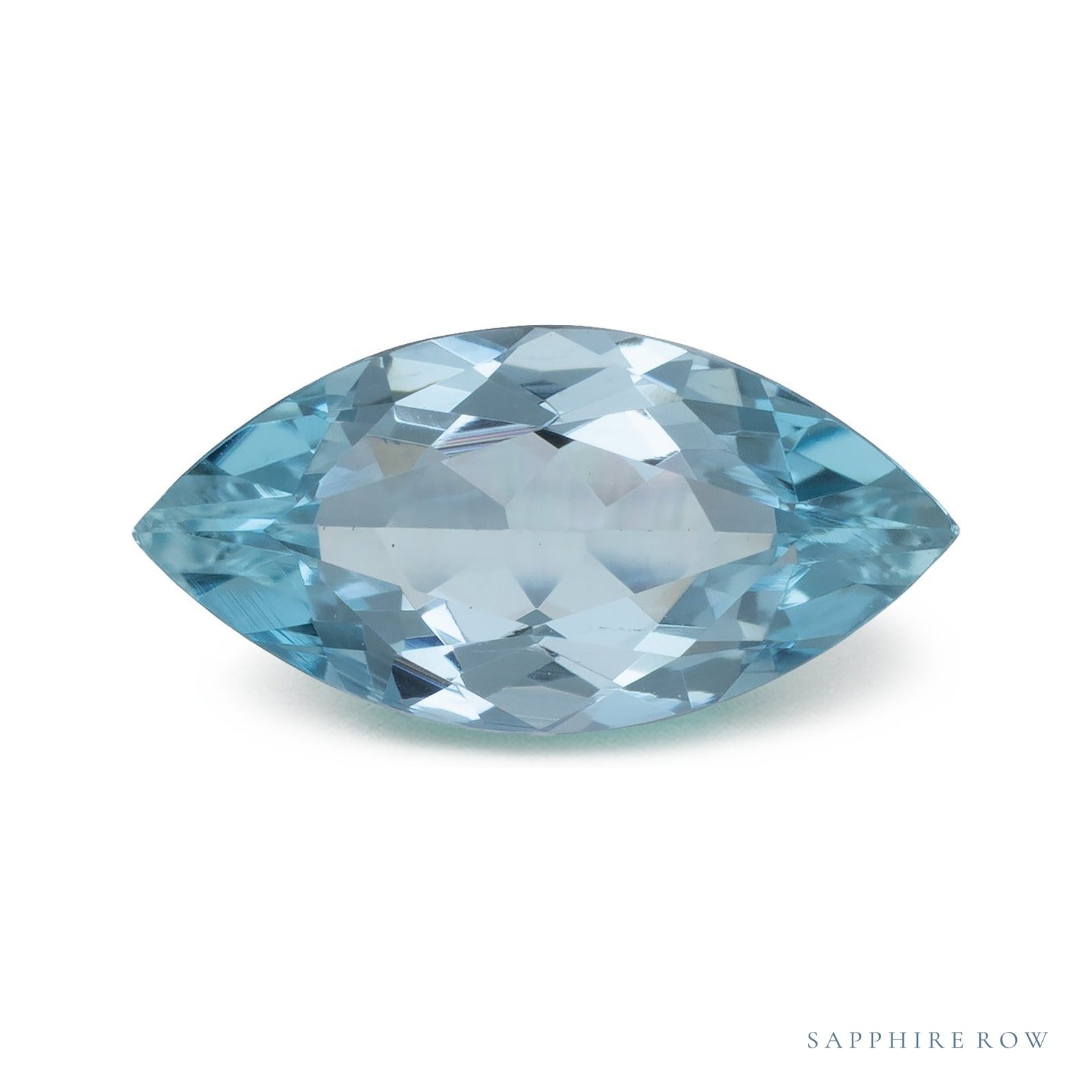 0.72 ct natural blue aquamarine from Brazil, marquise cut | Sapphire Row · cut4
