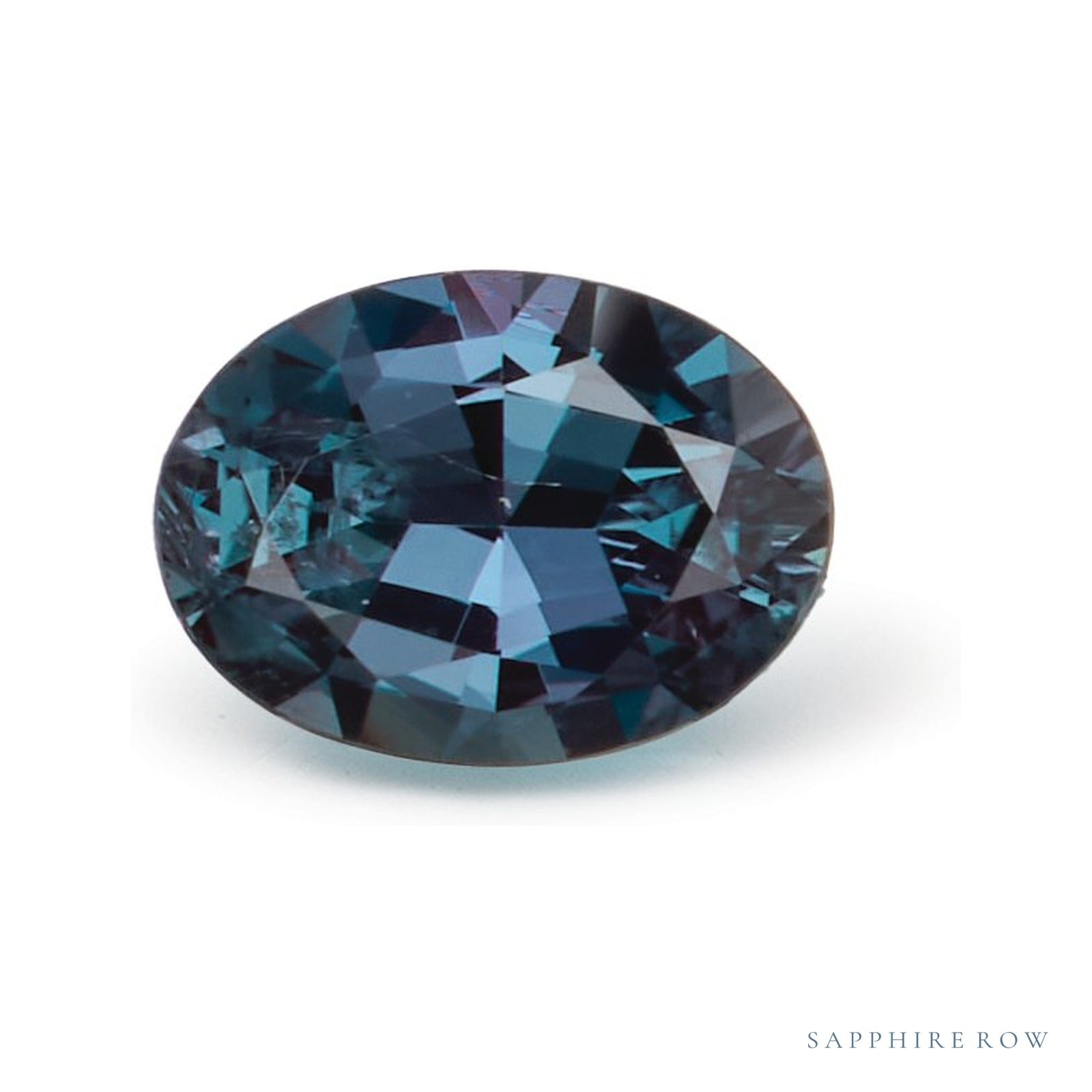 0.58 ct natural color-change alexandrite from Brazil, oval cut | Sapphire Row · cut4