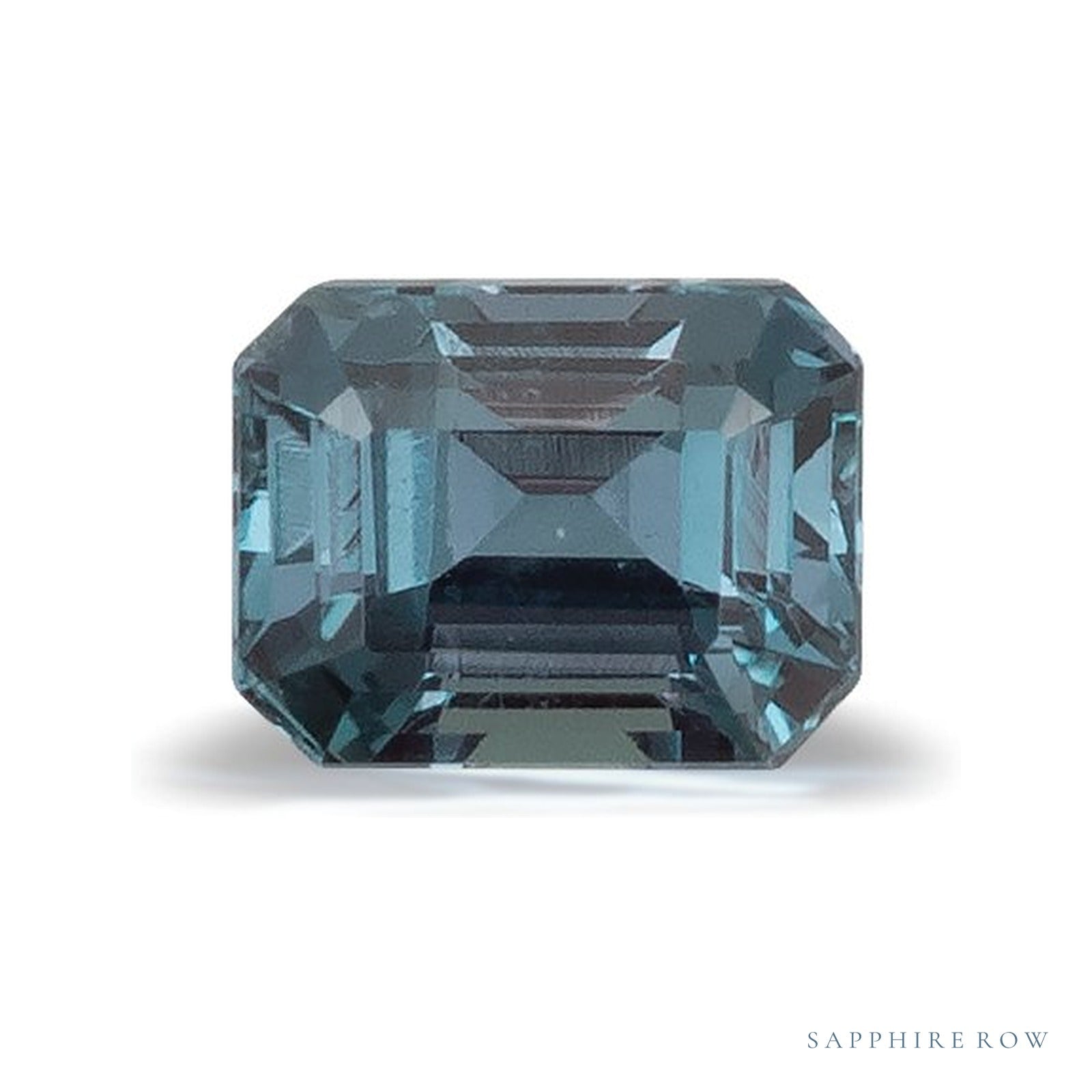 0.30 ct natural color-change alexandrite from Brazil, emerald cut | Sapphire Row · cut4