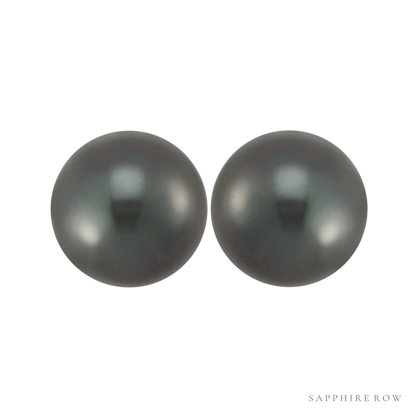 8 mm cultured pearl, round cut | Sapphire Row · cut4