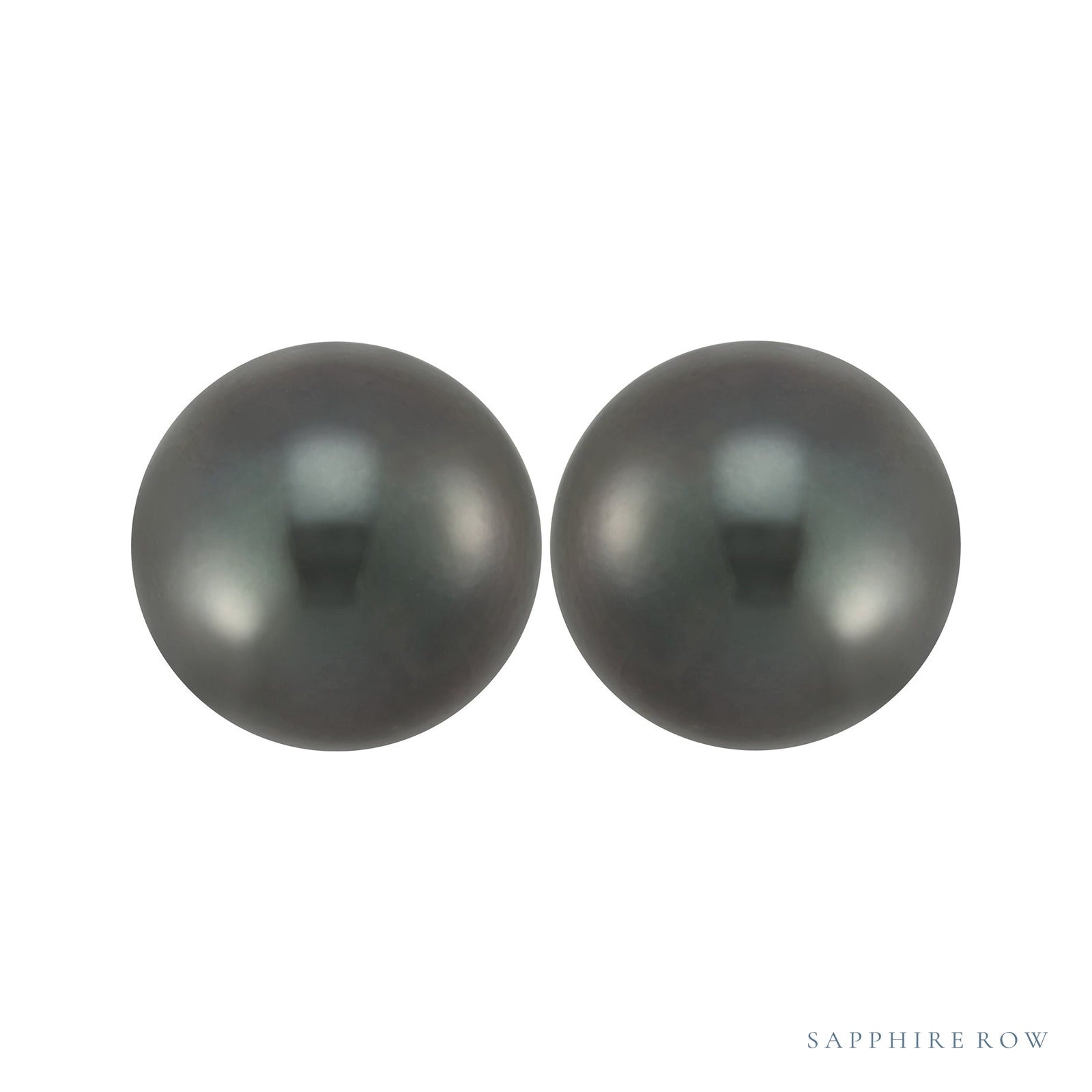 10 mm cultured pearl, round cut | Sapphire Row · cut4