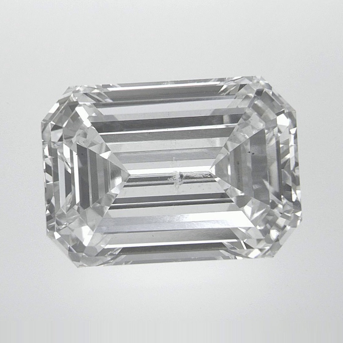 8.93 ct lab-grown diamond, emerald cut | Sapphire Row · cut7