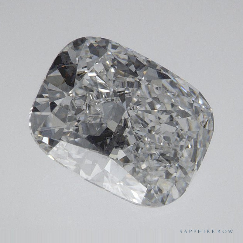 2.33 ct Lab-Grown Diamond – D VVS2 – Elongated Cushion Cut – IGI Certified — Sapphire Row · cut7