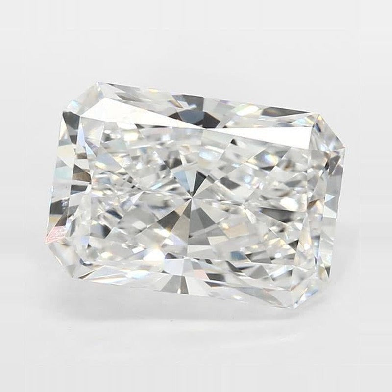 4.06 ct Lab-Grown Diamond – D VVS2 – Radiant Cut – GCAL Certified — Sapphire Row · cut7