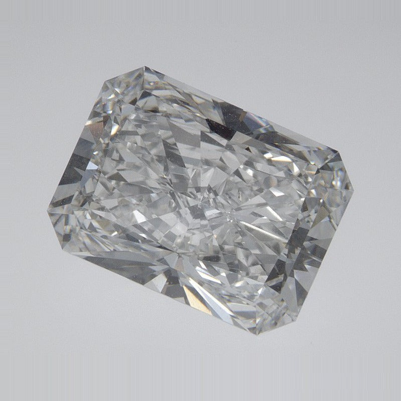 2.82 ct Lab-Grown Diamond – E VS1 – Radiant Cut – IGI Certified — Sapphire Row · cut7