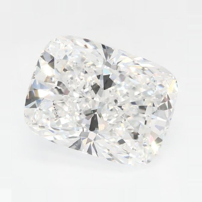 2.46 ct Lab-Grown Diamond – D VS2 – Elongated Cushion Cut – GCAL Certified — Sapphire Row · cut7