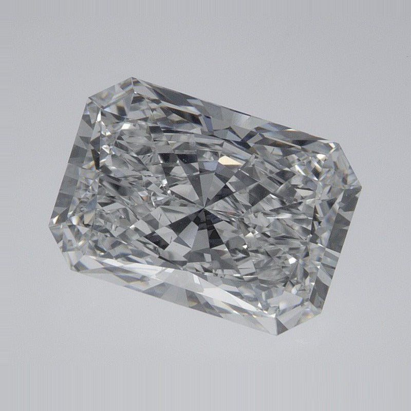 2.07 ct Lab-Grown Diamond – D VVS2 – Radiant Cut – IGI Certified — Sapphire Row · cut7