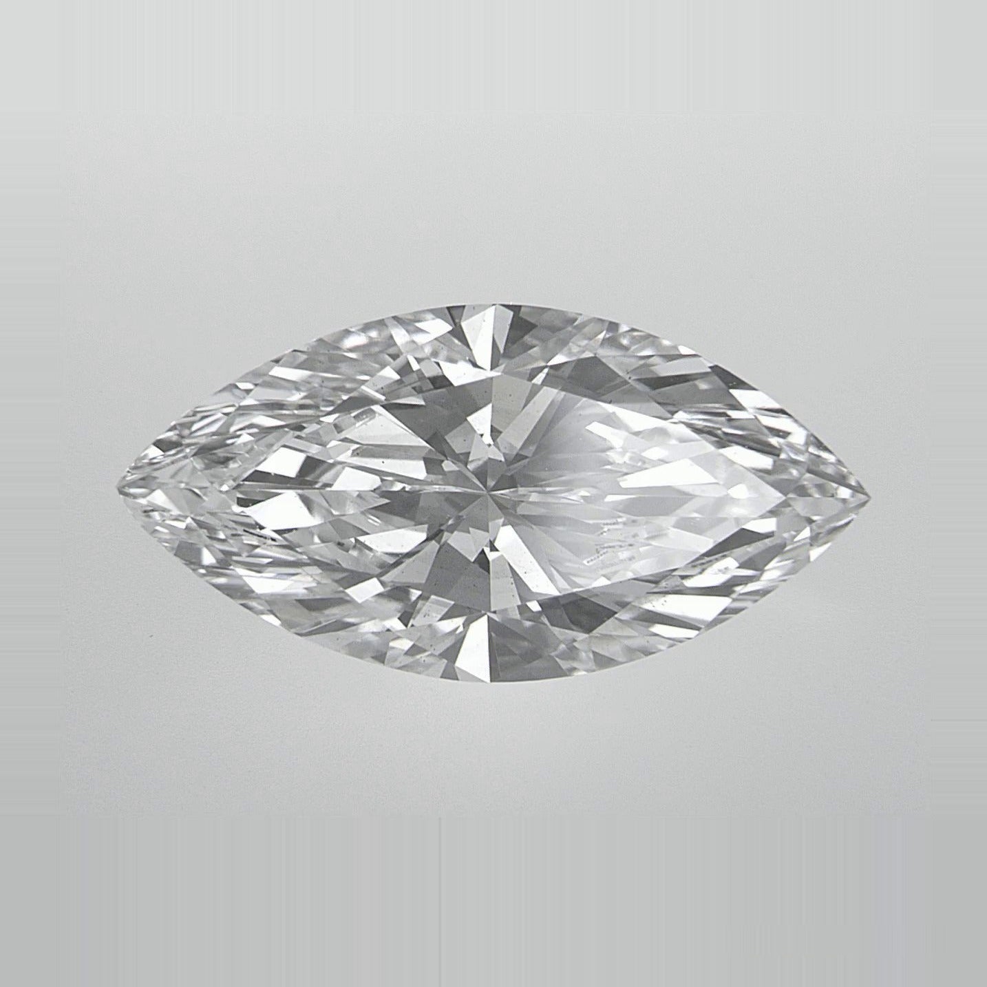 3.83 ct Lab-Grown Diamond – D SI1 – Marquise Cut – IGI Certified — Sapphire Row · cut7
