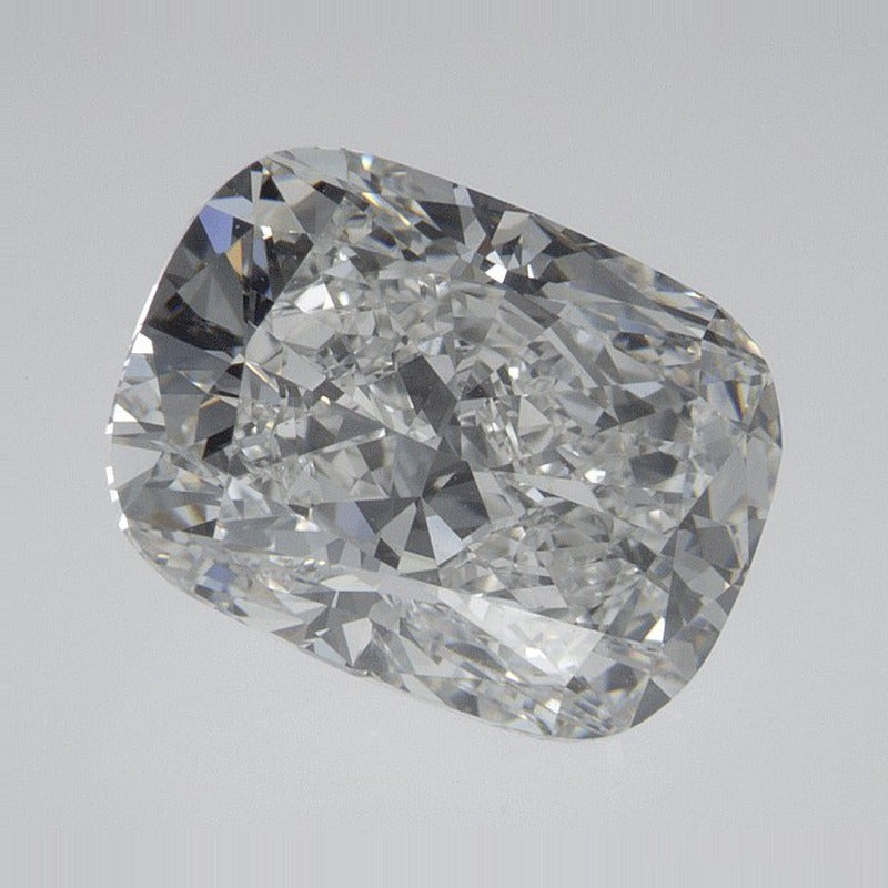 2.73 ct Natural Diamond – G VS2 – Elongated Cushion Cut – GIA Certified — Sapphire Row · cut7