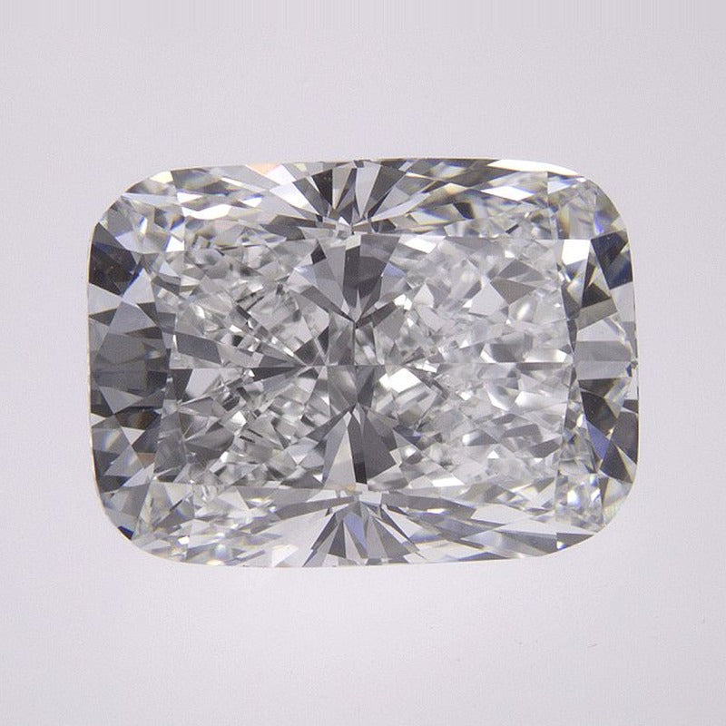 3.67 ct Lab-Grown Diamond – D VVS2 – Elongated Cushion Cut – IGI Certified — Sapphire Row · cut7