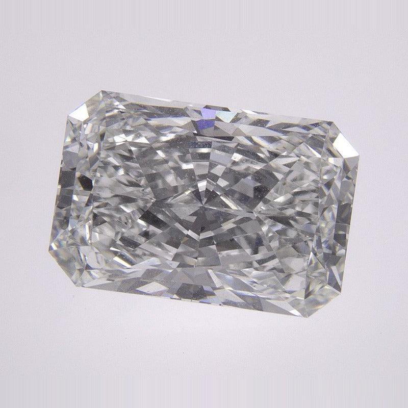 3.58 ct Lab-Grown Diamond – E VVS2 – Radiant Cut – IGI Certified — Sapphire Row · cut7