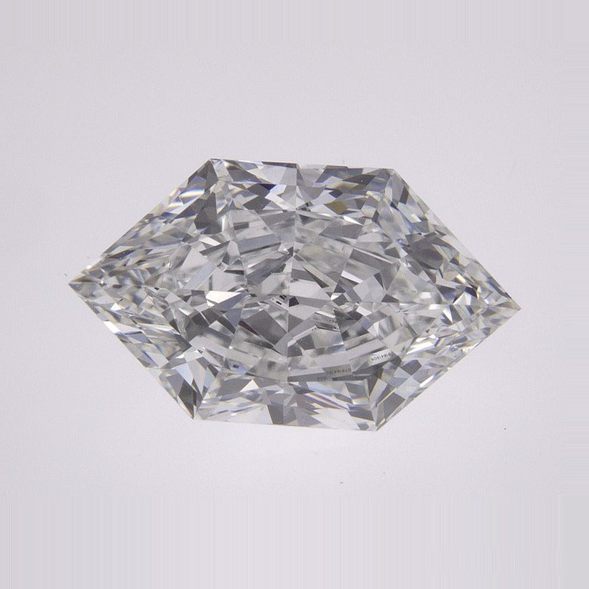 3.13 ct Lab-Grown Diamond – E VVS2 – Elongated Hexagon Cut – Duchess Faceted-cut – IGI Certified — Sapphire Row · cut7