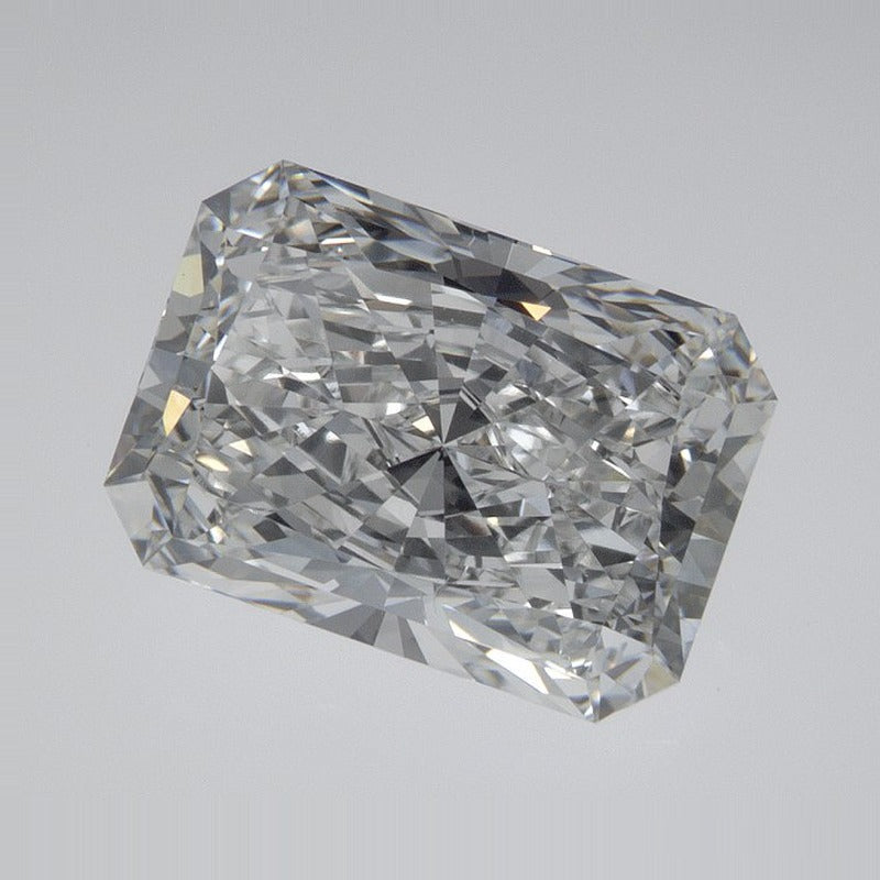 3.09 ct Lab-Grown Diamond – E VVS2 – Radiant Cut – IGI Certified — Sapphire Row · cut7