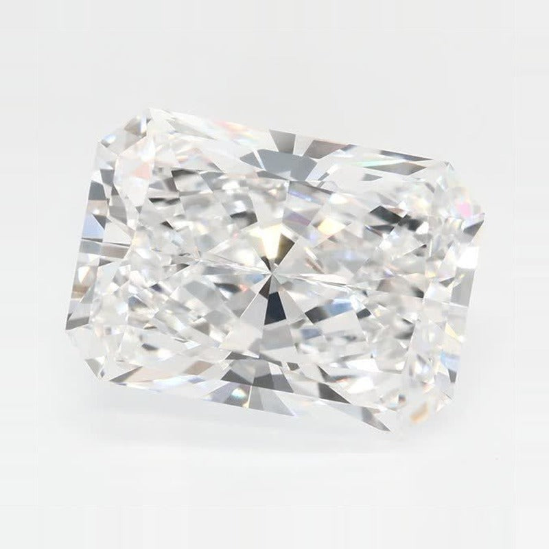 4.56 ct Lab-Grown Diamond – D VVS2 – Radiant Cut – GCAL Certified — Sapphire Row · cut7